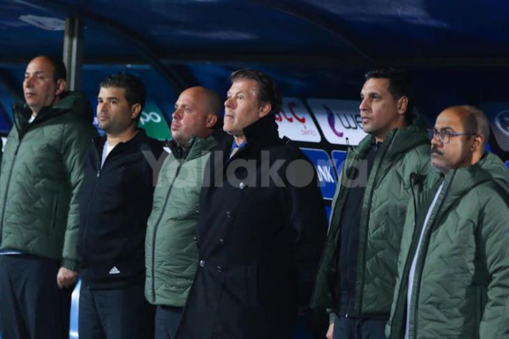 لوك ايميل مدرب الجيش